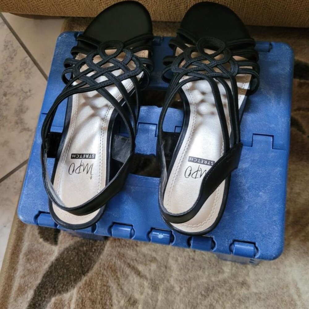 Shoe, sandle